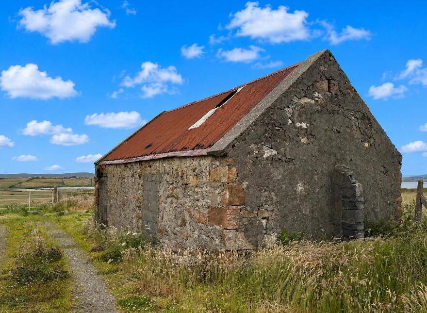 Emlybeg South, Binghamstown, An Geata Mor, F26C6N4