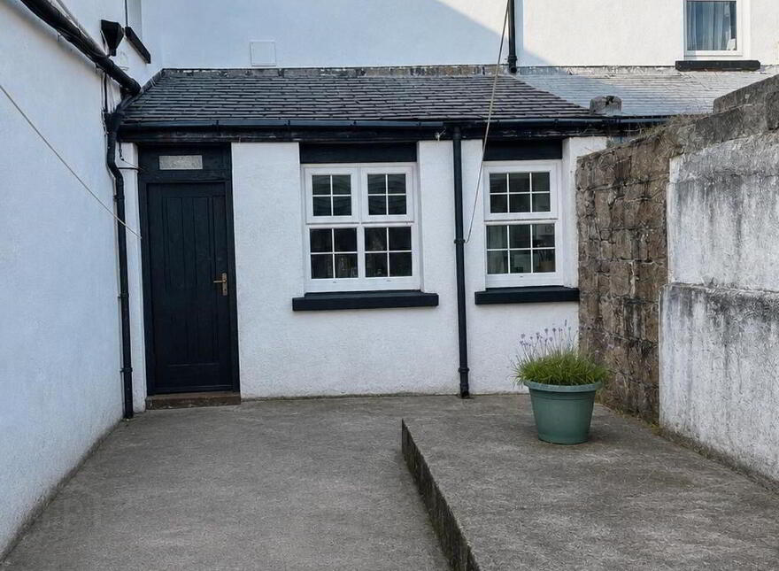 St. Anne's, The Dwellings, Fallmore, Fallmore, F26C4V9