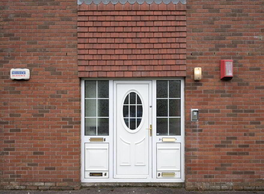 Apartment 3 Sandbrook, Wilton, T12KX47