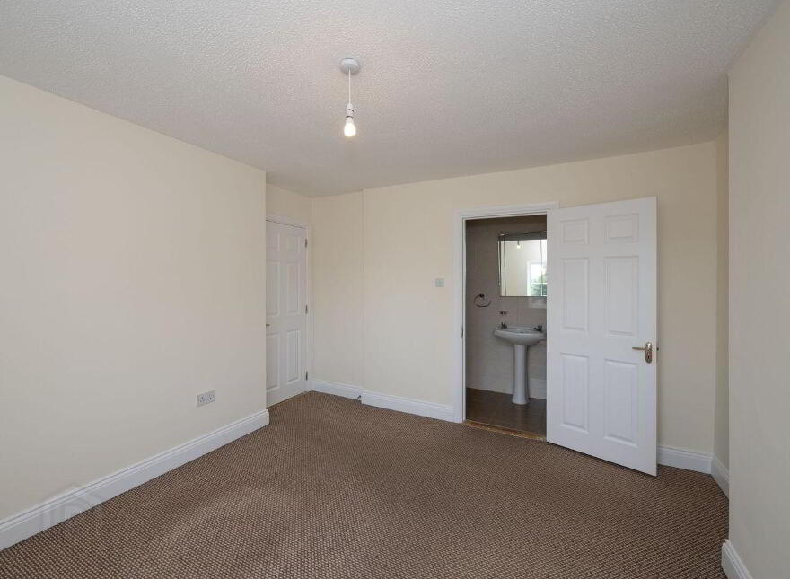 16 Monastery Avenue, Blarney Road, Hollyhill, T23T6D2