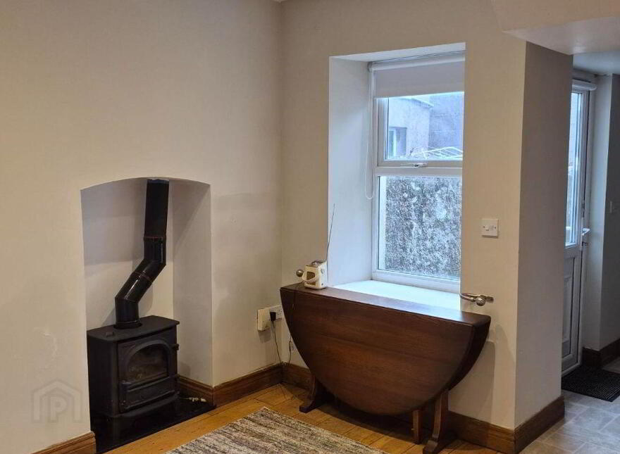 17 Lough Road, The Lough, T12DP3V