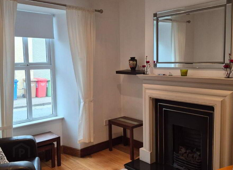 17 Lough Road, The Lough, T12DP3V