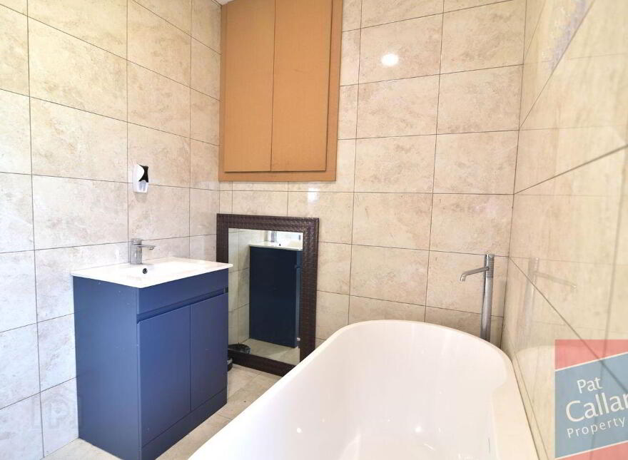 Carramore, Menlough, Ballinasloe, H53Y5T3