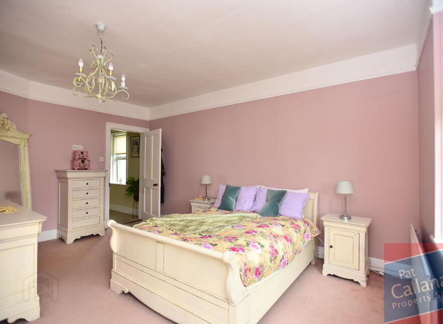 Ballygaddy Road, Tuam, H54RY19