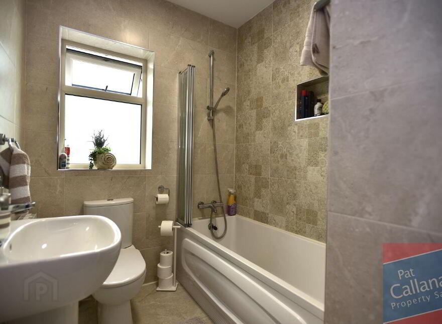 2 Pairc Na Ri, Tuam Road, Athenry, H65V603