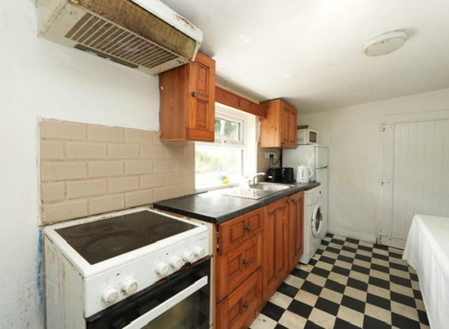 Gortbeg, Cummer, Tuam, H54A622