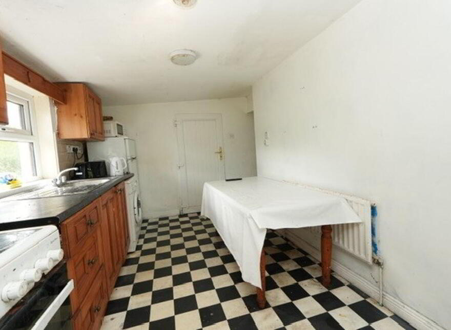 Gortbeg, Cummer, Tuam, H54A622