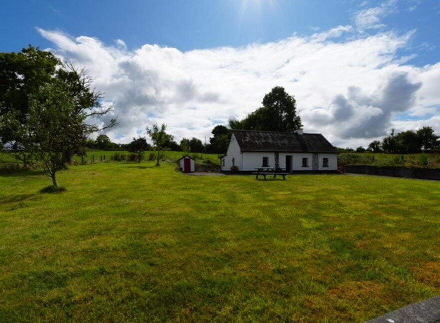 Gortbeg, Cummer, Tuam, H54A622