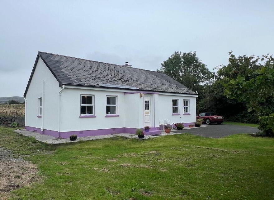 Lilac Cottage, Knocknagroagh, Ballyvaughan, H91PT6Y photo