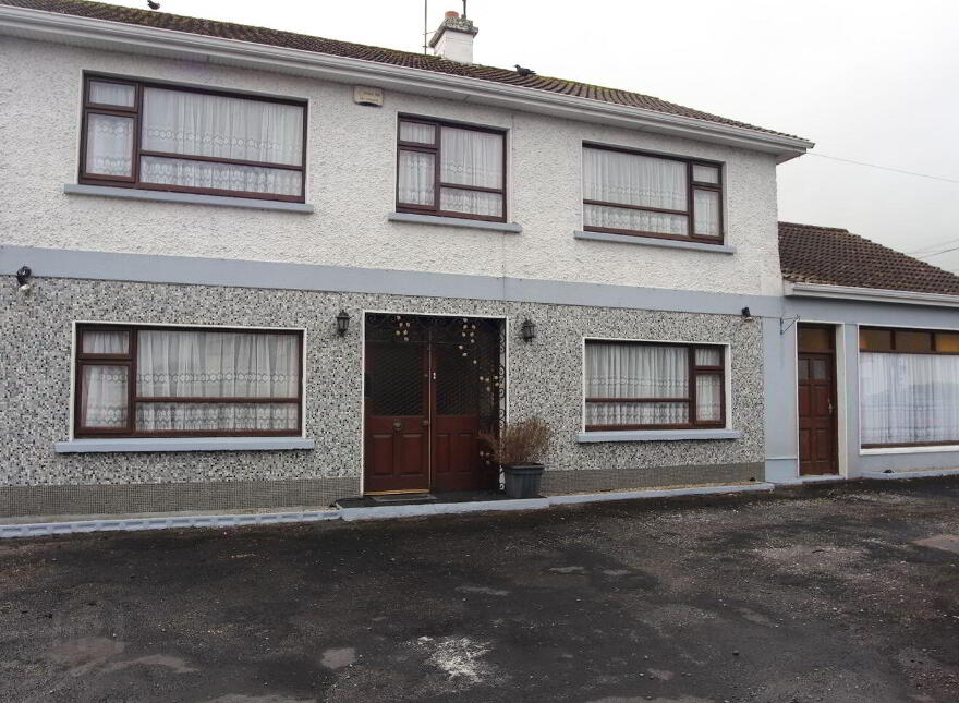 Copperbeech House, Athenry Road, Loughrea, H62CK15