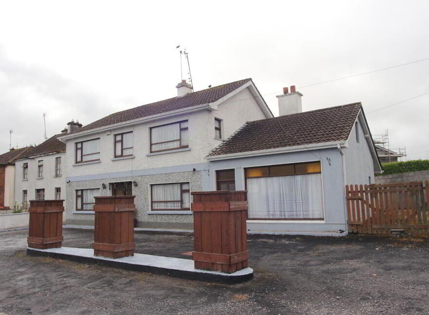 Copperbeech House, Athenry Road, Loughrea, H62CK15