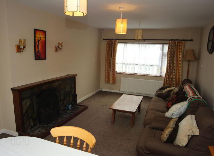 Copperbeech House, Athenry Road, Loughrea, H62CK15