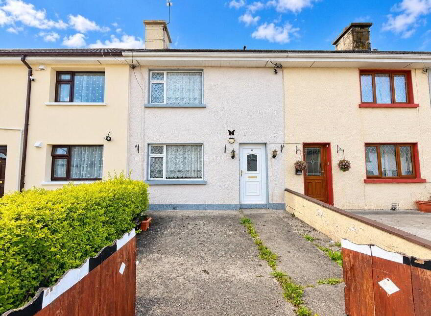6 Saint Brendan's Terrace, Ballinasloe, H53KW35 photo