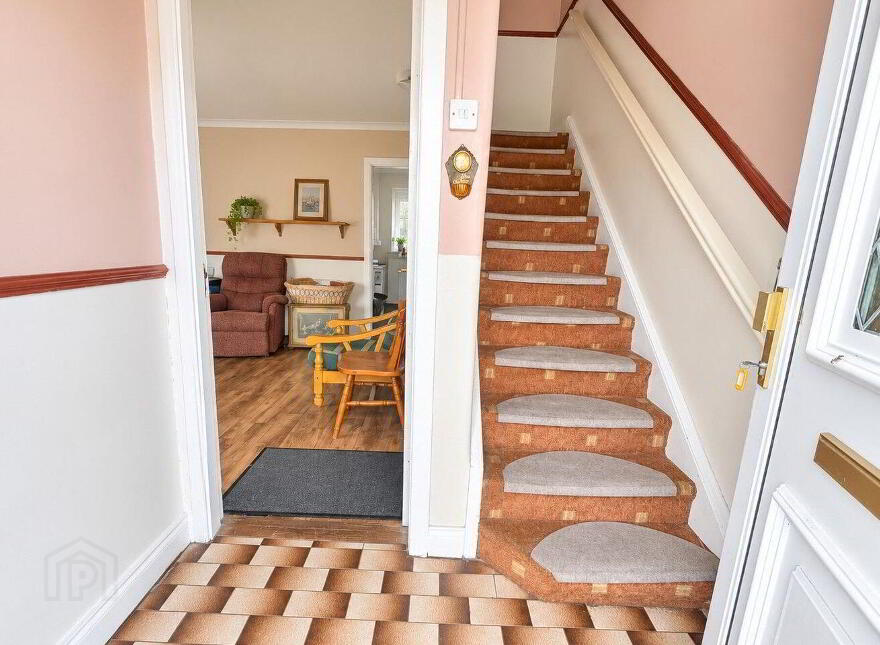 6 Saint Brendan's Terrace, Ballinasloe, H53KW35