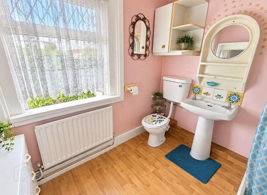 6 Saint Brendan's Terrace, Ballinasloe, H53KW35