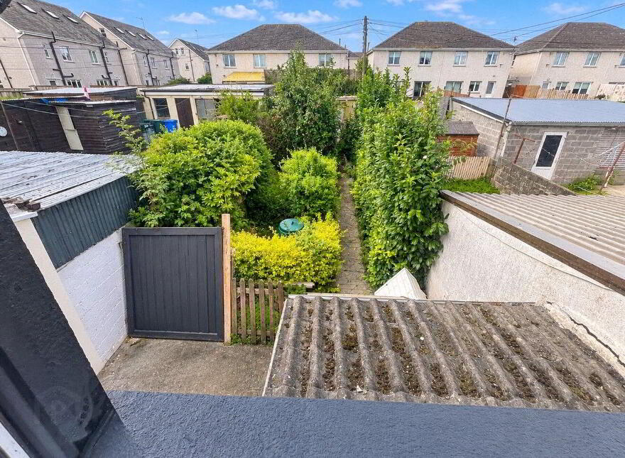 6 Saint Brendan's Terrace, Ballinasloe, H53KW35