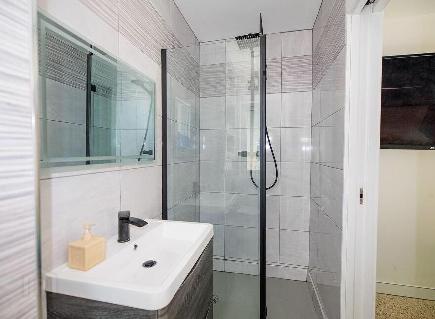 De Clare House, Gallows Hill, Kilkenny, R95Y82F