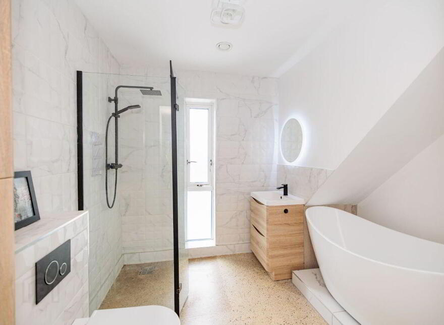 De Clare House, Gallows Hill, Kilkenny, R95Y82F