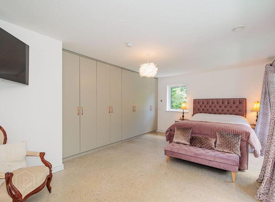 De Clare House, Gallows Hill, Kilkenny, R95Y82F