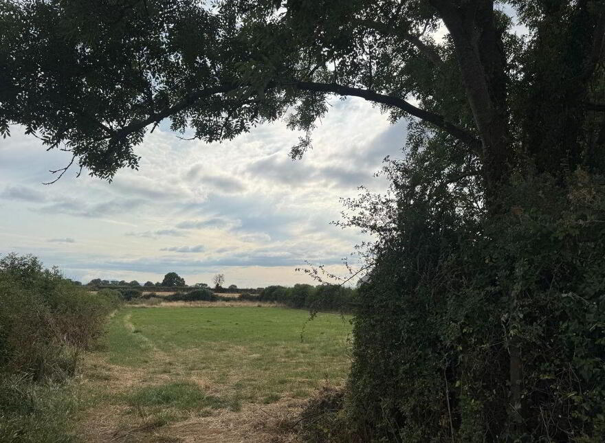 Prime, C. 1 Ac Residential Site, Danesfort