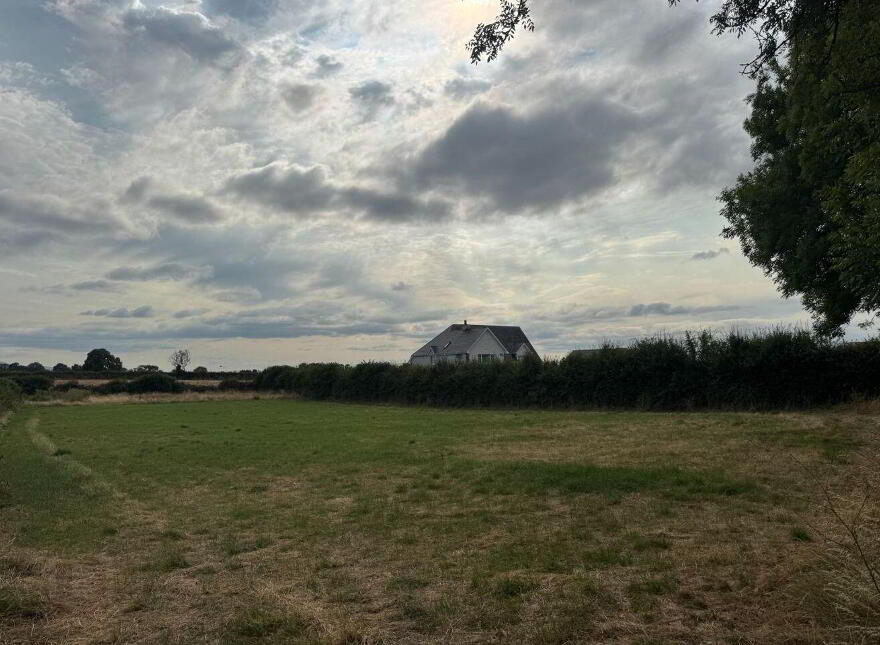 Prime, C. 1 Ac Residential Site, Danesfort