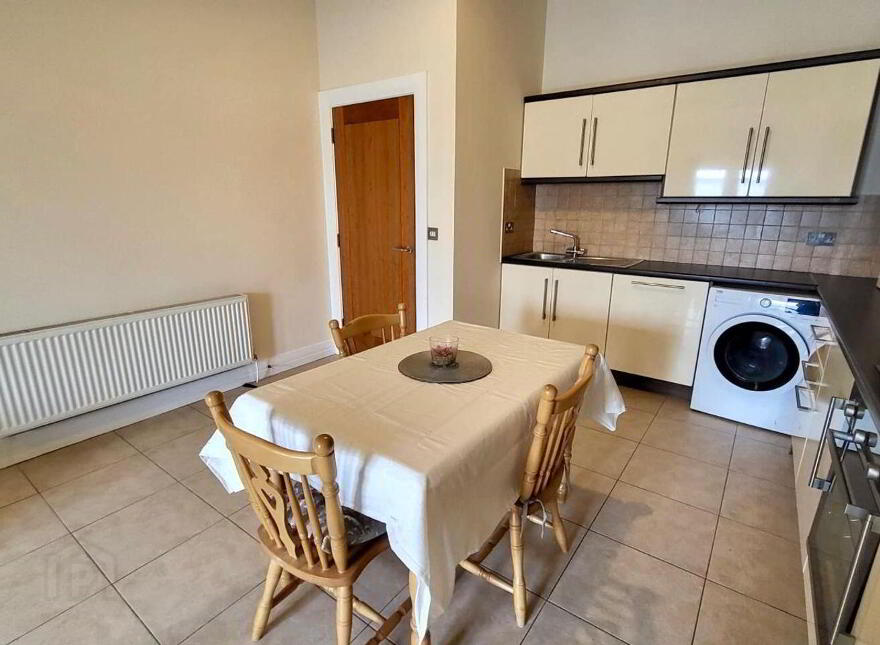 Apt, 12 Bishop's Court, Troy's Gate, Kilkenny, R95Y020