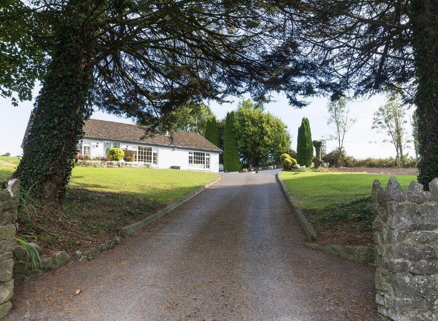 Ballyspillane, Midleton, P25FN82