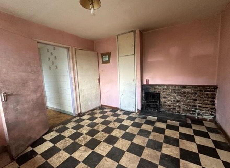 13 Springfield Park, Cobh, P24RV08