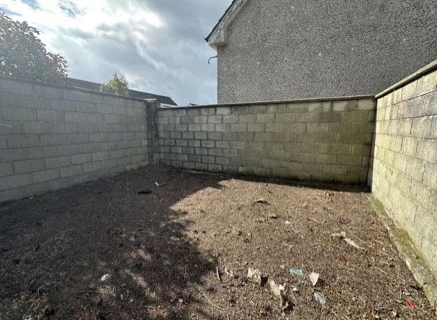 13 Springfield Park, Cobh, P24RV08