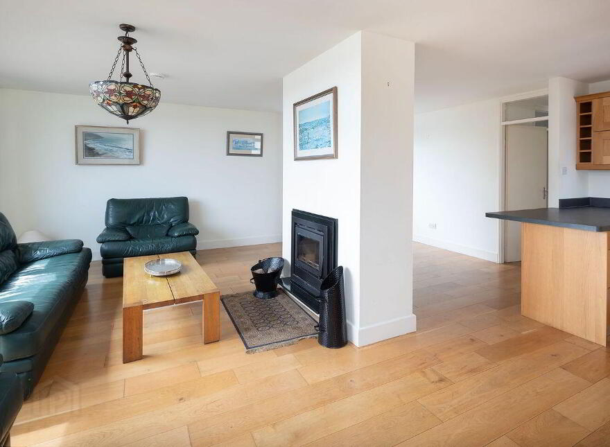 1 Eaton Heights, Cobh, P24R868