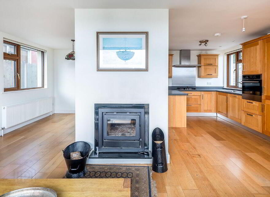 1 Eaton Heights, Cobh, P24R868