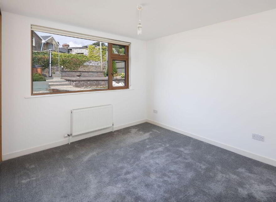 1 Eaton Heights, Cobh, P24R868