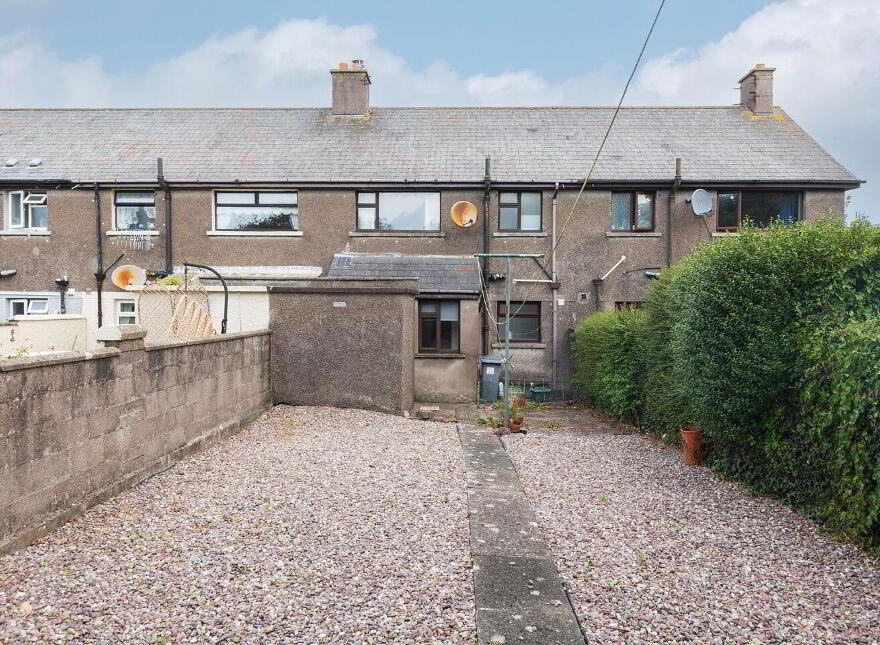15 O'Neill's Place, Carrignafoy, Cobh, P24HE19