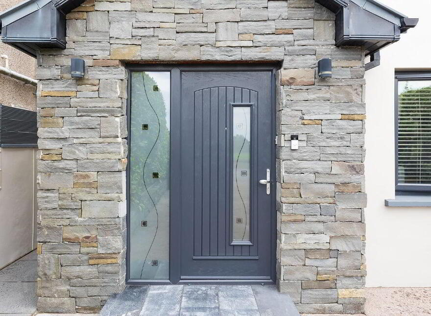12 College Lawn, College Manor, Cobh, P24T189