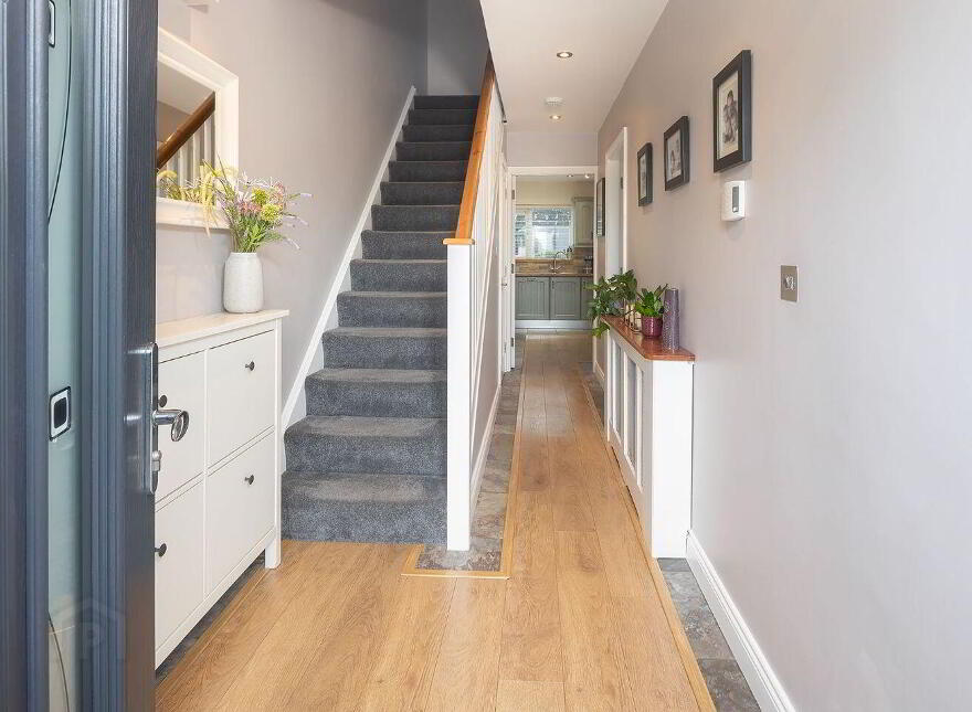 12 College Lawn, College Manor, Cobh, P24T189