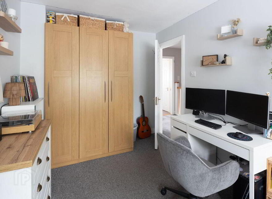 12 College Lawn, College Manor, Cobh, P24T189