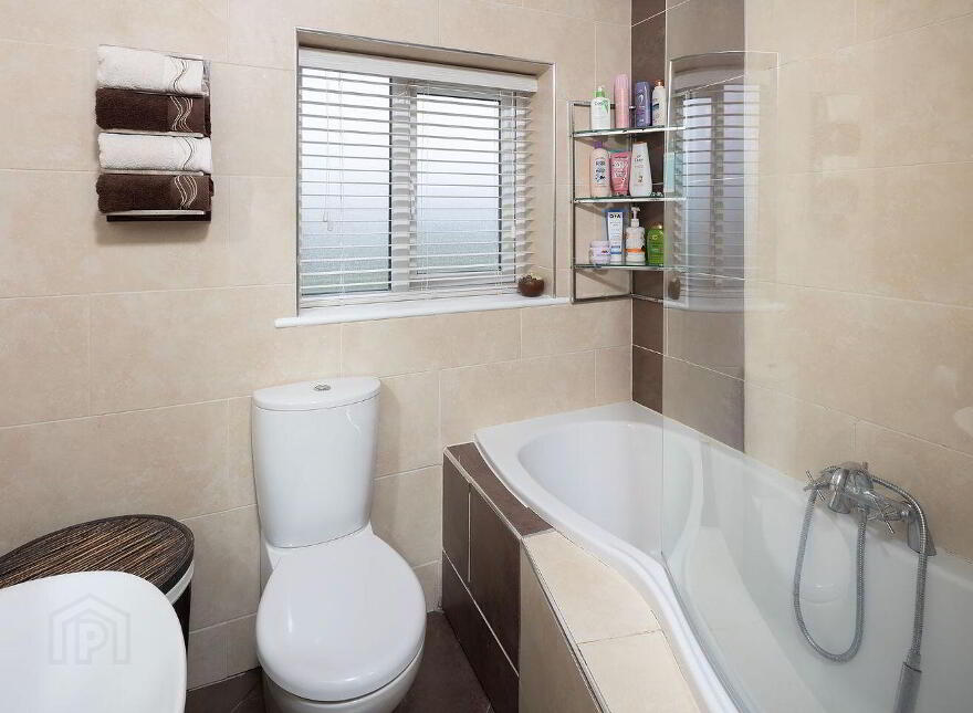 12 College Lawn, College Manor, Cobh, P24T189