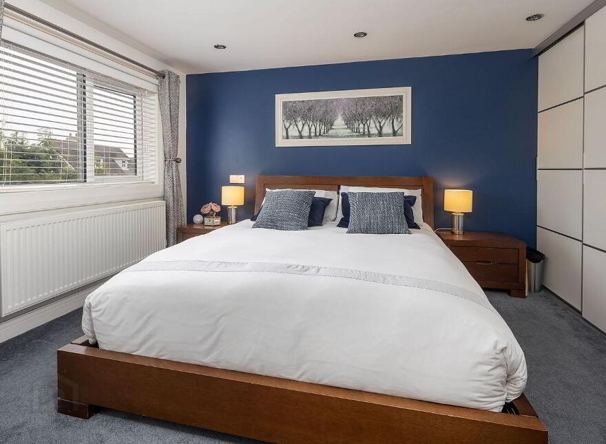 12 College Lawn, College Manor, Cobh, P24T189