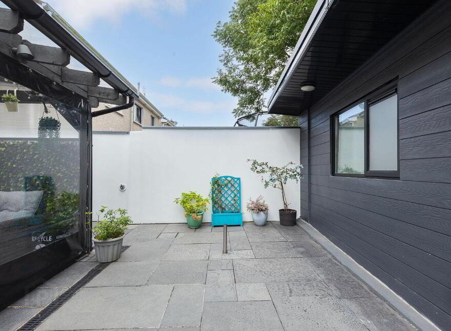12 College Lawn, College Manor, Cobh, P24T189
