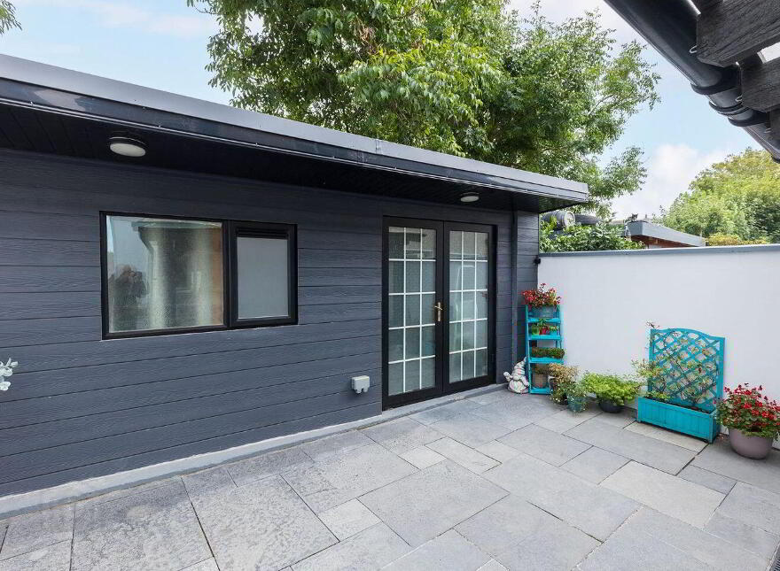 12 College Lawn, College Manor, Cobh, P24T189