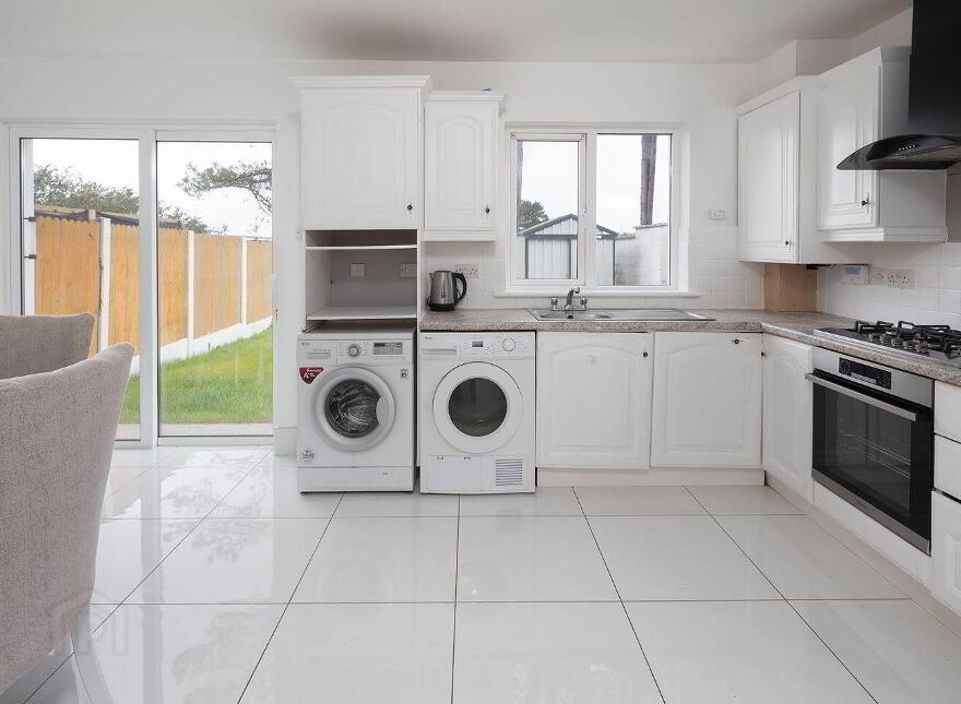 1 The Mews, Rushbrooke Links, Cobh, P24WY04