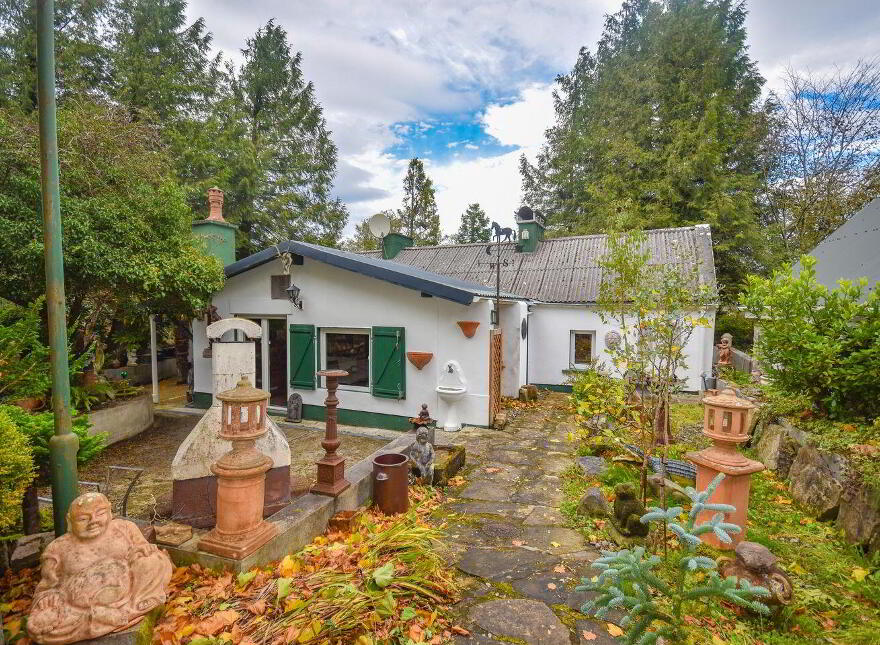 Drumlahard, Leitrim Village, Keadue, N41Y542