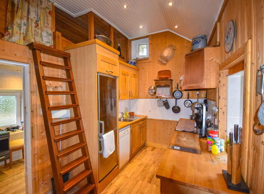 Drumlahard, Leitrim Village, Keadue, N41Y542