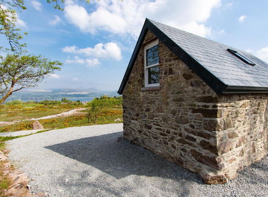 Feorus, Kenmare