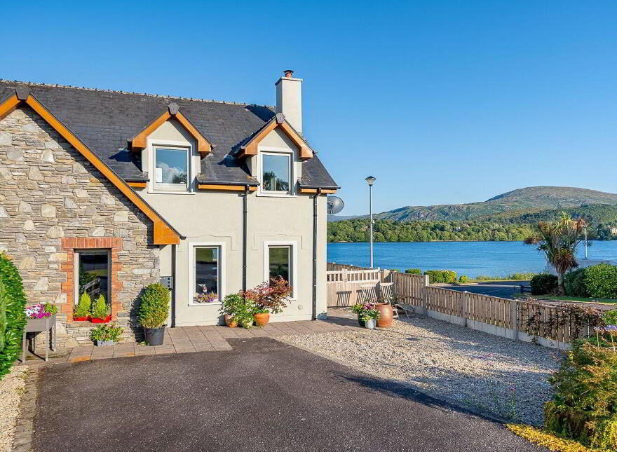 18 Inbhear Scéine, Killowen, Kenmare, V93V560