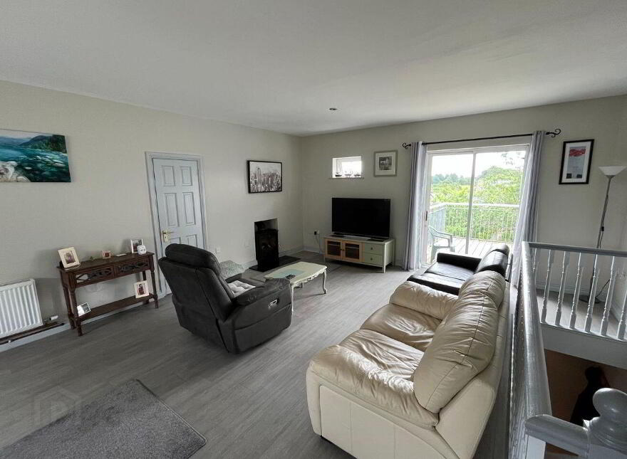 8 Lakeside Close, Mountshannon, V94N6R2