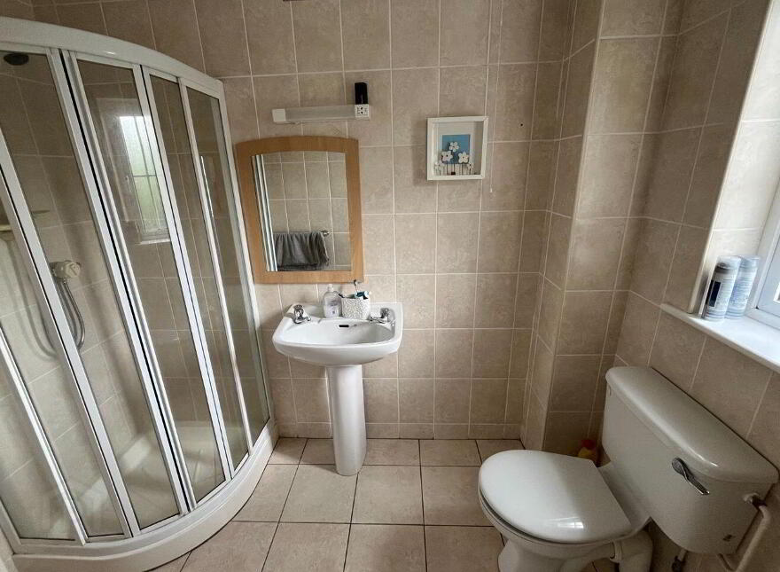 8 Lakeside Close, Mountshannon, V94N6R2