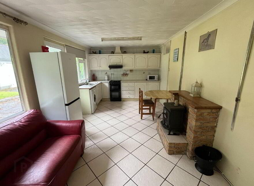 Rockhill, Woodford, H62NV60