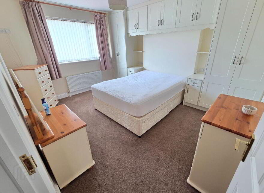 13 Vereker Gardens, Ennis Road, V94X66F