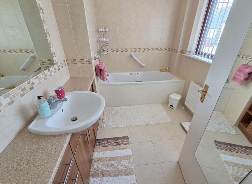 13 Vereker Gardens, Ennis Road, V94X66F